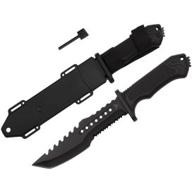 Katonai taktikai tőr tűzgyújtóval